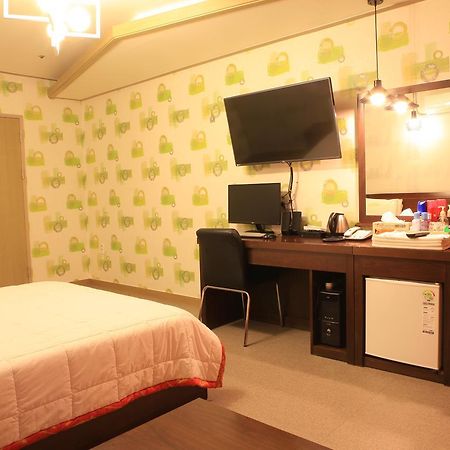 Marina Motel Busan Station ภายนอก รูปภาพ