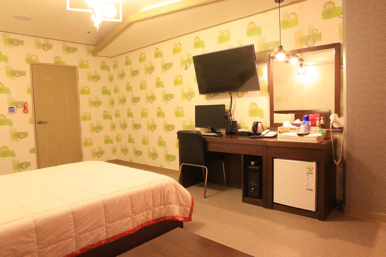 Marina Motel Busan Station ภายนอก รูปภาพ