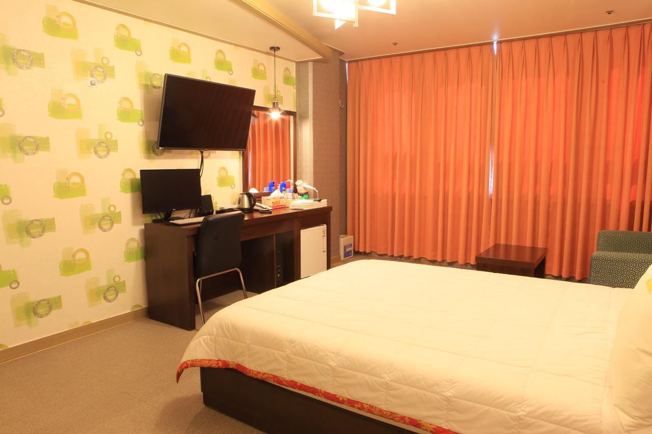 Marina Motel Busan Station ภายนอก รูปภาพ