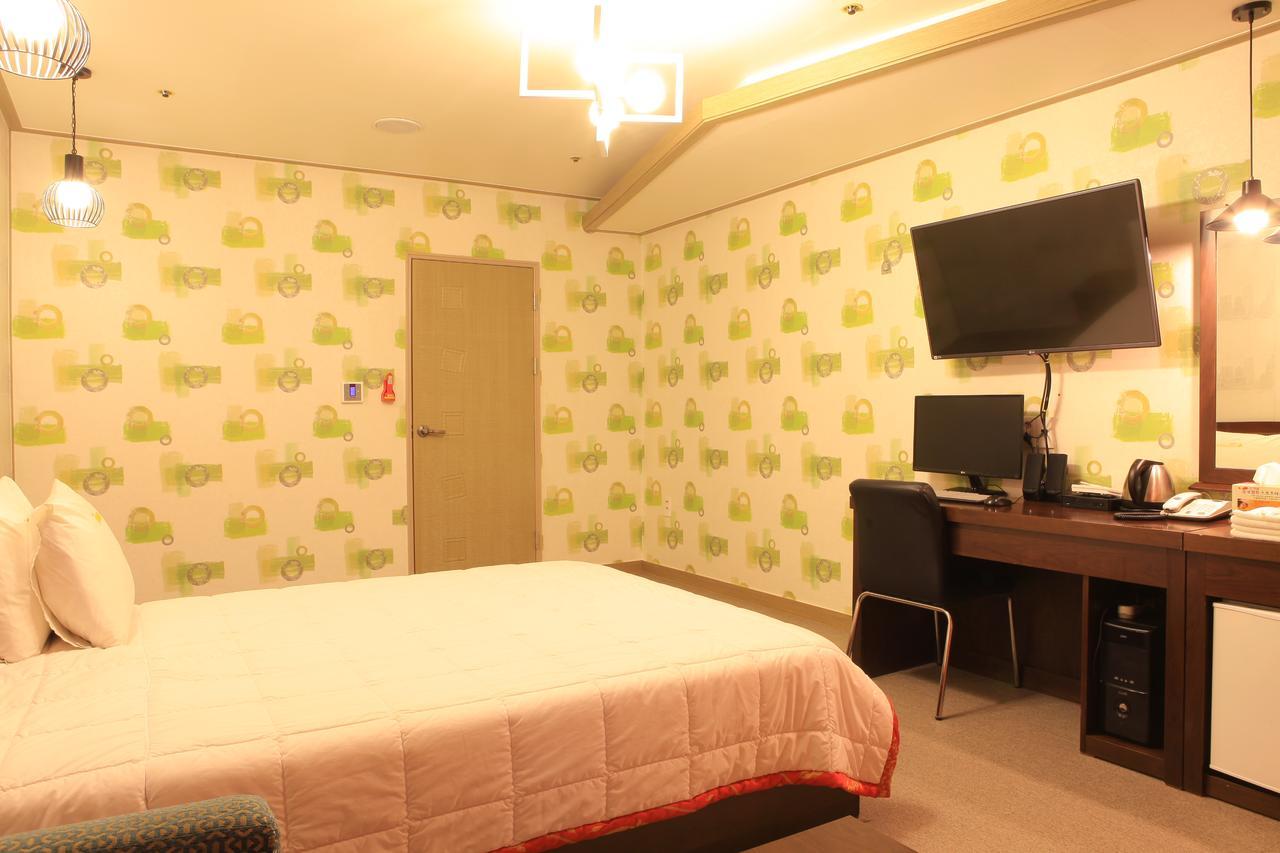 Marina Motel Busan Station ภายนอก รูปภาพ